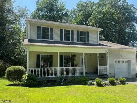 8 Scranton Pkwy, Oxford, NJ 07863