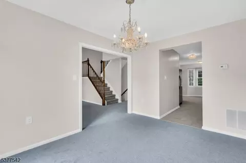 11 Pheasant Run, Hackettstown, NJ 07840 photo 9