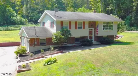 11 Kill Rd, Knowlton Twp, NJ 07832