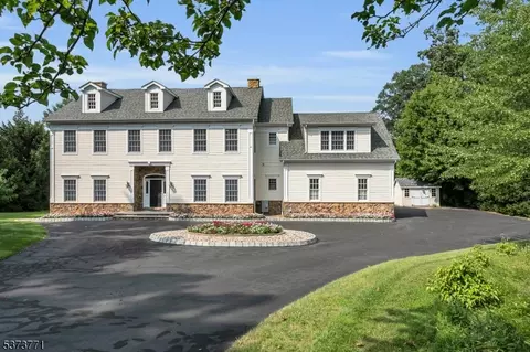 96 Darren Dr, Basking Ridge, NJ 07920