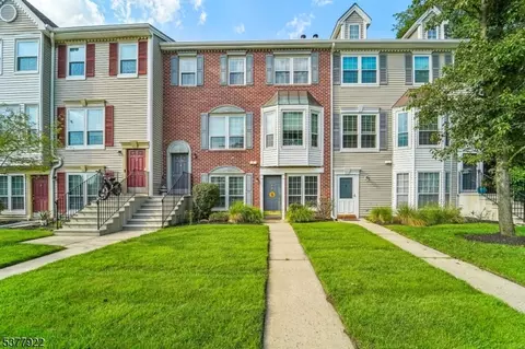 1271 Heath Ct #1271, Mahwah, NJ 07430