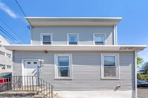 93 Dixon Ave, Paterson, NJ 07501