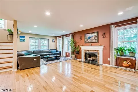 3601 Spring Brook Dr, Edison, NJ 08820 photo 13