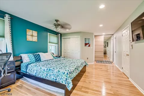 3601 Spring Brook Dr, Edison, NJ 08820 photo 30