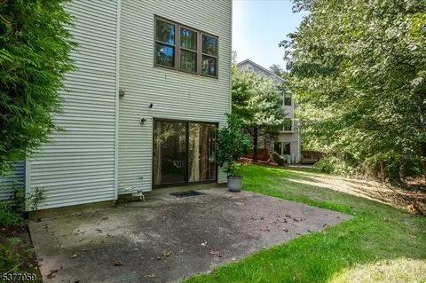 3601 Spring Brook Dr, Edison, NJ 08820 photo 45