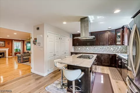 3601 Spring Brook Dr, Edison, NJ 08820 photo 20