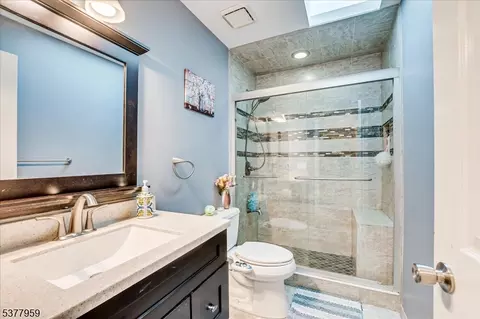 3601 Spring Brook Dr, Edison, NJ 08820 photo 37
