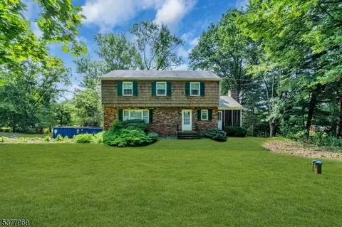834 Norton Church Rd, Hampton, NJ 08827