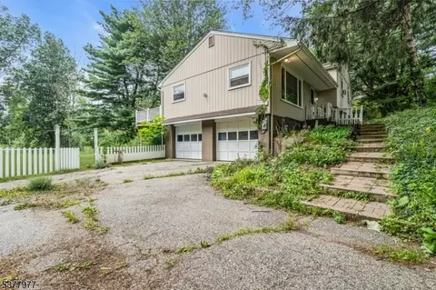 3 Smith Rd, Wantage, NJ 07461 photo 2