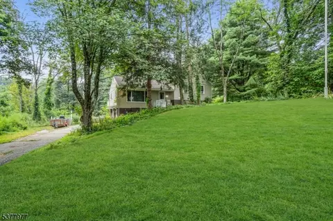 3 Smith Rd, Wantage, NJ 07461 photo 3