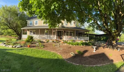 5 Gaisler Rd, Hardwick Twp, NJ 07825