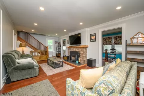 1138 Gresham Rd, Plainfield, NJ 07062 photo 4