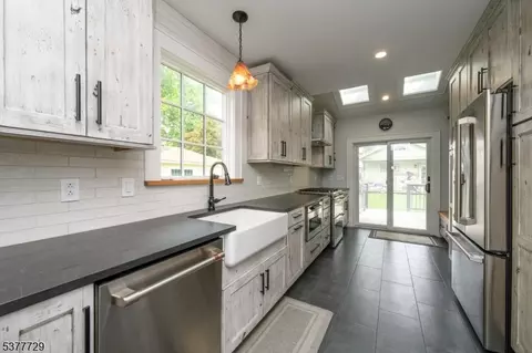 1138 Gresham Rd, Plainfield, NJ 07062 photo 14