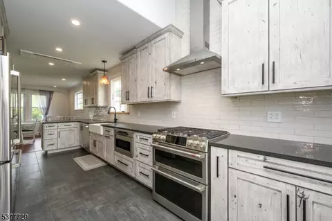 1138 Gresham Rd, Plainfield, NJ 07062 photo 11