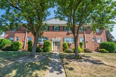 16 Knox Ter #2D, Wayne, NJ 07470