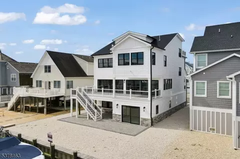 58 Paul Jones Dr, Brick Twp, NJ 08723
