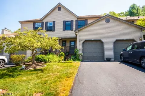 54 Manor Dr, Princeton, NJ 08540