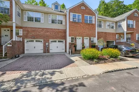 24 Berkeley Sq #24, Berkeley Heights, NJ 07922