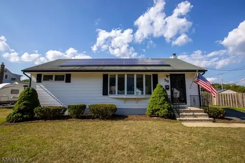 39 Edith Pl, Mine Hill, NJ 07803