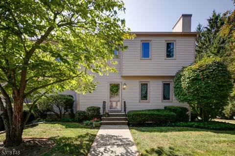 5 Somerset Hills Ct # E, Bernardsville, NJ 07924