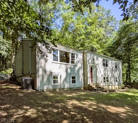 160 W Hanover Ave, Morristown, NJ 07960