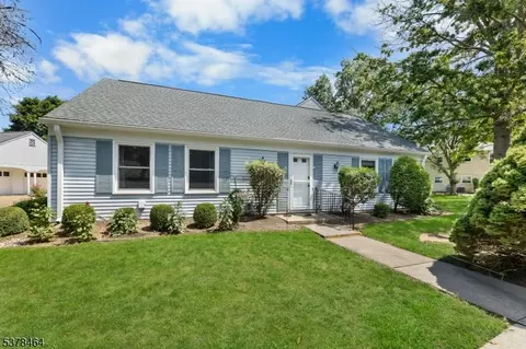 394 Orrington Ln # C, Monroe Township, NJ 08831