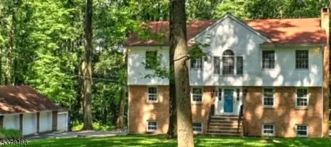 103 Mountain Top Rd, Glen Gardner, NJ 08826