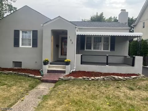 163 Wagaraw Rd, Hawthorne, NJ 07506