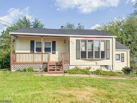 403 Girard Ave, Somerset, NJ 08873
