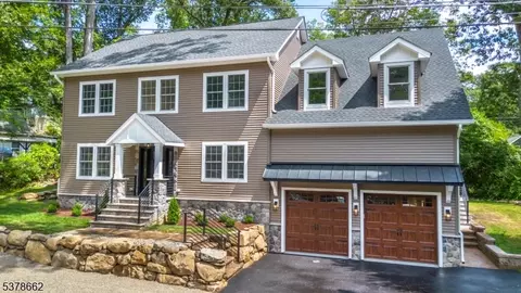 7 Laurel Ave, Denville, NJ 07834