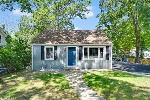 6 Orchard Rd, Jefferson, NJ 07849
