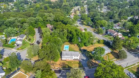 115 Webster Dr, Wayne, NJ 07470 photo 39