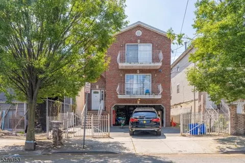 28 Branford St #3, Newark, NJ 07114