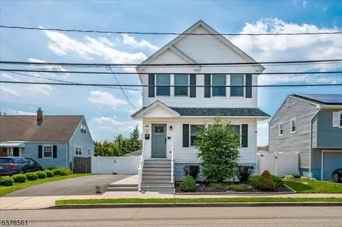 97 Boehmhurst Ave, Sayreville, NJ 08872