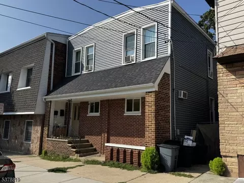 80 Central Ave, Ridgefield Park, NJ 07660