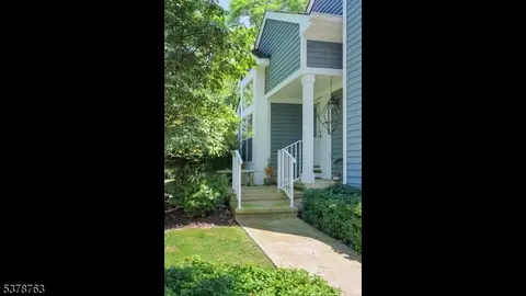 11 Lockhaven Ct, Bedminster, NJ 07921 photo 4