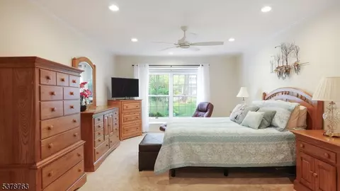 11 Lockhaven Ct, Bedminster, NJ 07921 photo 15
