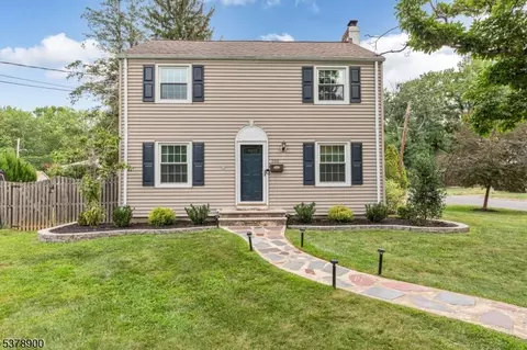 100 Willoughby Rd, Fanwood, NJ 07023
