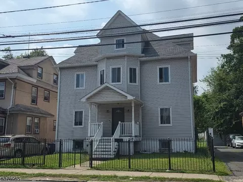 25 Clinton Pl, Newark, NJ 07108