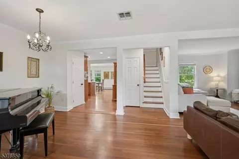 7 Clark St, Summit, NJ 07901 photo 4