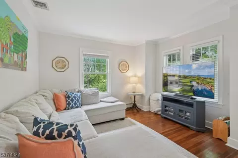 7 Clark St, Summit, NJ 07901 photo 8