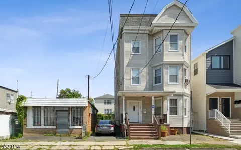 110-112 S 15th, Newark, NJ 07107