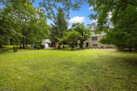 58 Hardwick Ln, Wayne, NJ 07470 photo 12