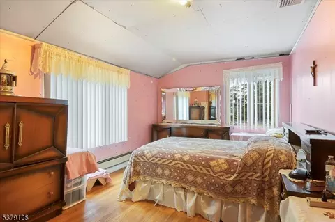 58 Hardwick Ln, Wayne, NJ 07470 photo 8