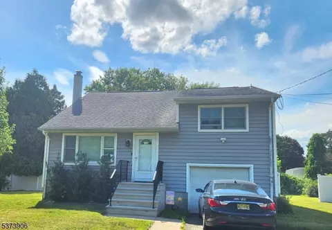 827 Limecrest Rd, Newton, NJ 07860