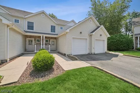 645 Ridgedale Ave #6, East Hanover, NJ 07936