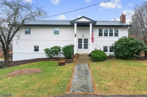 110 Wolfs Corner Rd, Newton, NJ 07860