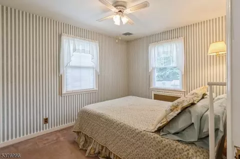 600 Mountain View Ter, Middlesex, NJ 08846 photo 26