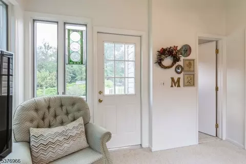 600 Mountain View Ter, Middlesex, NJ 08846 photo 20