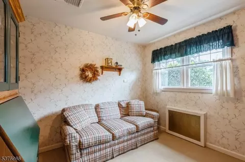 600 Mountain View Ter, Middlesex, NJ 08846 photo 27